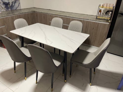 Dining table aba in stock
