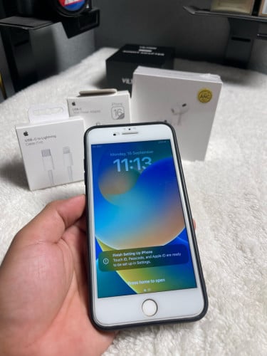 iPhone 8 Plus 64Gb 75$