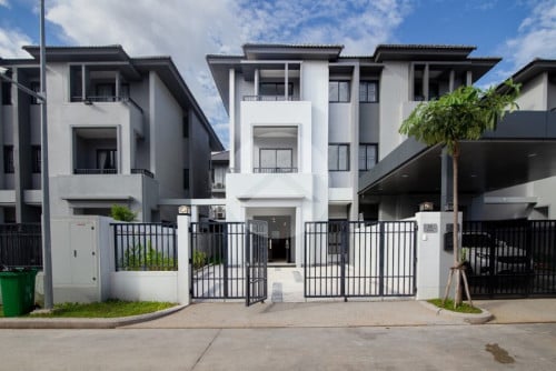 Villa Twin SE Chipmong 371 , 271 មាន3ម៉ឺនជាងអាចទិញបានហើយ