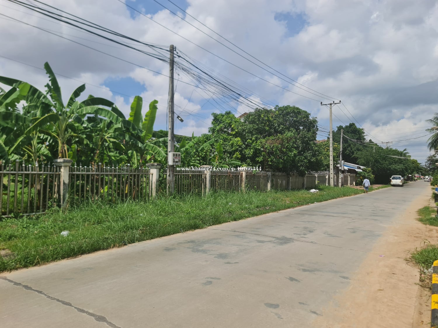 ដីលក់នៅក្រុងតាខ្មៅ ក្បាលដីធំ | Large Land for Sale in Ta Khmau City