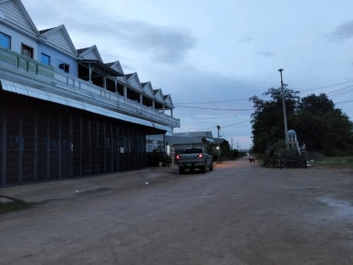 ផ្ទះលក់(ចំណូល100$/មួយខែ)