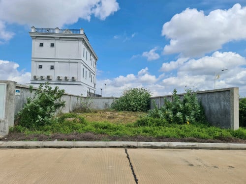 ដីក្នុងបុរី អ័រគីដេវីឡា6A ត្រូវការលក់បន្ទាន់