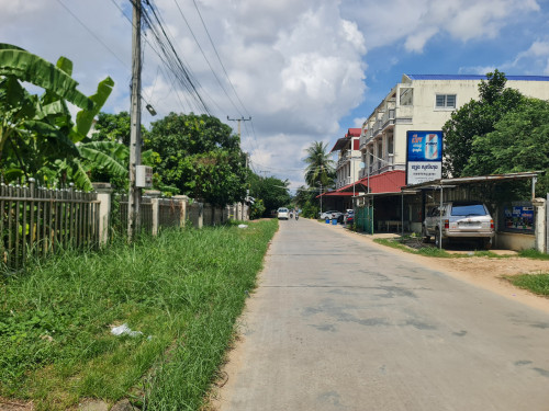 ដីលក់នៅក្រុងតាខ្មៅ ក្បាលដីធំ | Large Land for Sale in Ta Khmau City