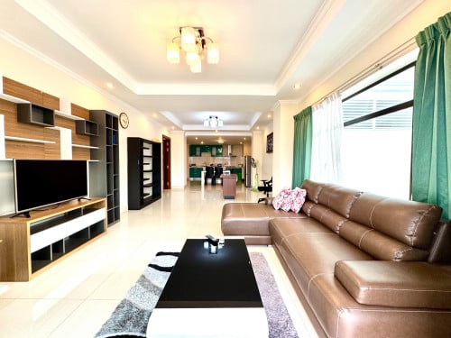 1BR Apartment For Rent In BKK1- Gym& Pool With City View