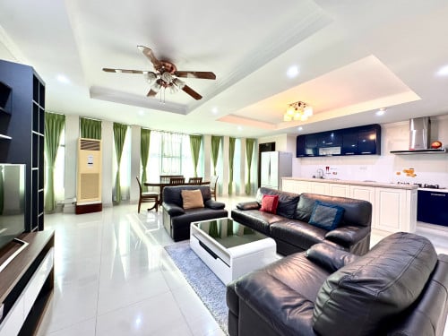 2BR Apartment For Rent In BKK1- Gym& Pool with Corner Unit