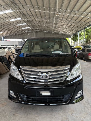 Alphard 2014 ក្នុងលឿង