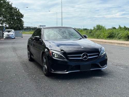 C300 AMG 4Martic 2015 Full option ( ទឹកថ្នាំសុីនមួយជុំ​ )