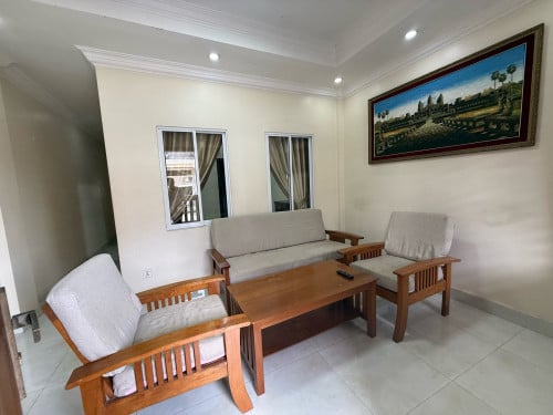 Flat house 2 Bedrooms for rent at Tuol Tumpuong