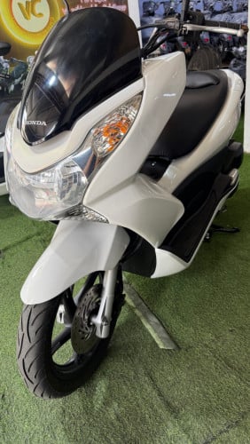 PCX ជប៉ុន 012
