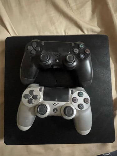 PS4 Slim JB 500g free controller 2