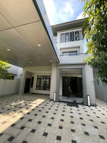 Villa for rent .别墅出租