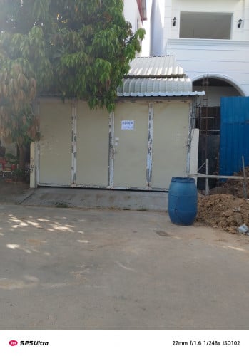 បន្ទប់រឺឃ្លាំងជួល