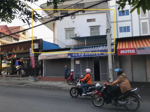 ផ្ទះជួល ជាន់ទី១ ទល់មុខមហាមន្ត្រី