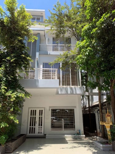 វីឡាកូនកាត់ សម្រាប់ជួល នៅបុរីប៉េងហ៊ួត បឹងស្នោរ