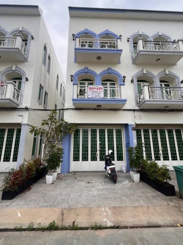 ផ្ទះលក់ House for sale