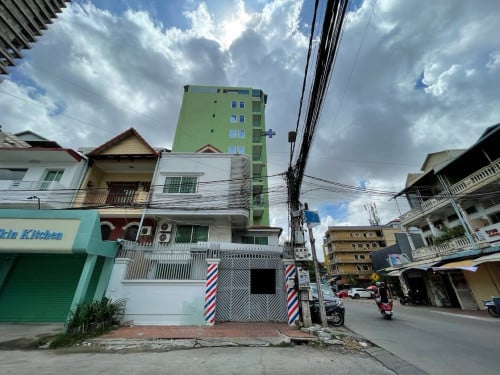 ផ្ទះអាជីវកម្មសម្រាប់ជួល | Shop house for Rent