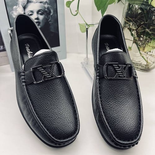 #ស្បែកជើងបុរស ចូលស្តុកថ្មី📲 096 666 49 68/076 666 48 68