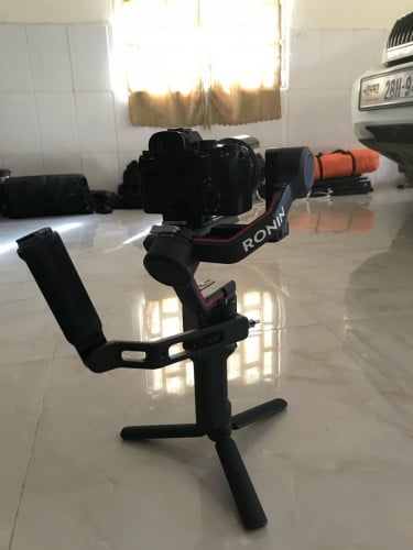 DJI RS 3 នៅស្អាត370$ចចារ