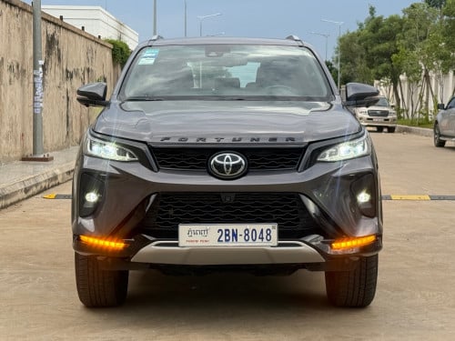 Fortuner 2022 3មុឺនគីឡូ
