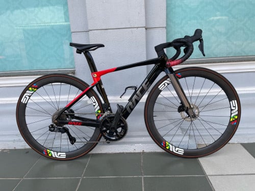 Kace size 44 like new.