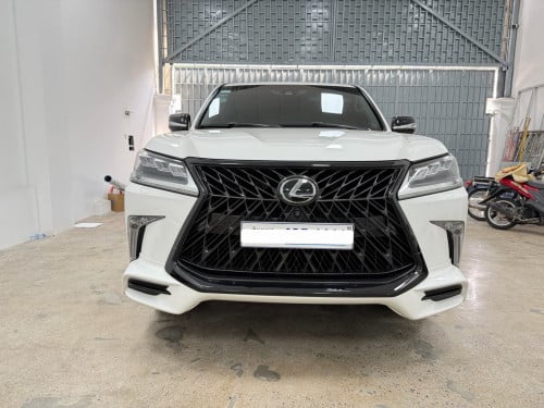 Lexus LX 570 supersport