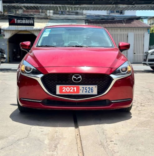 Mazda 2 2021 Full option