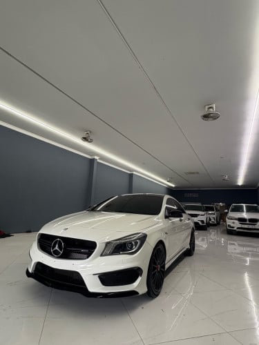 MERCEDES BENZ CLA45