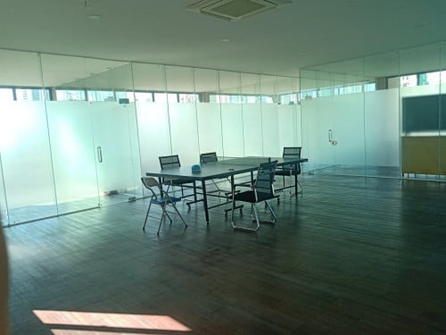 Office Unit for Rent – Samdach Sothearos Blvd (33 sqm)