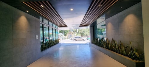 TB Olive Office Unit for Rent – Samdach Sothearos Blvd (90 sqm)