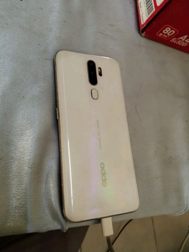 Oppo A5 2020 ដោតសាកបានប្រើកើត 18$