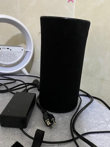 Original samsung R1 bluetooth speaker