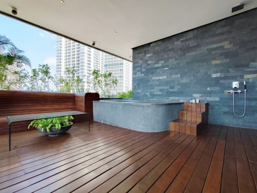 Penthouse Duplex – 4 Bedrooms Ref: KHRA164