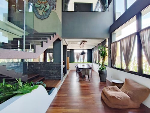 Penthouse Duplex – 4 Bedrooms Ref: KHRA164