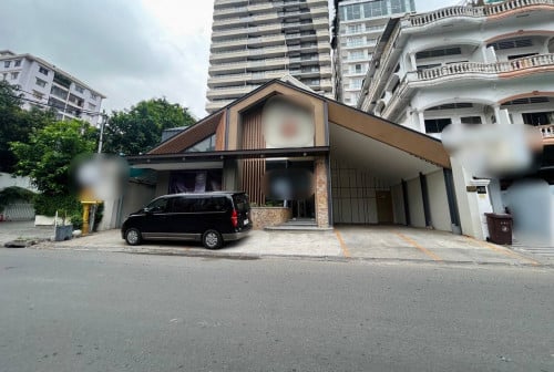 Shophouse for Rent | Prime Location – in BKK1