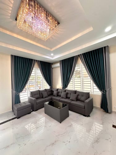 Twin Villa For Rent / 双拼别墅出租/ 一号公路