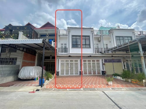 វីកូនកាត់លក់បន្ទាប់ បុរីហុកឆេង ស្ពានដែក