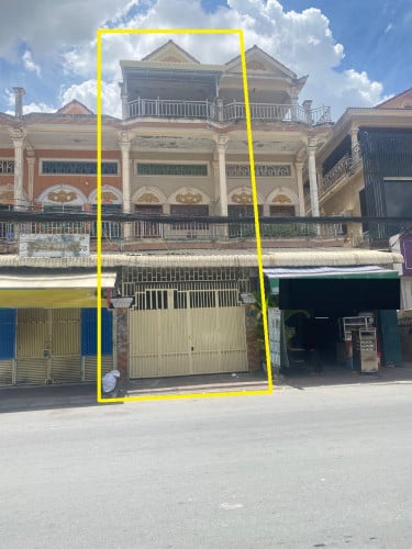 ផ្ទះអាជីវកម្មសម្រាប់ជួលនៅ ផ្សារដើមថ្កូវ