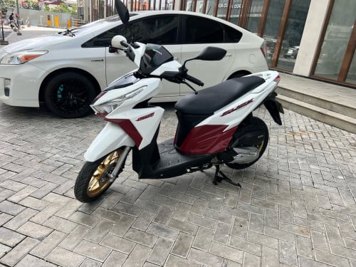 ម៉ាសុីនអ៊ែម