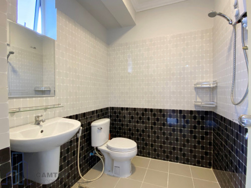 $330 | Nice Apartment For Rent In Boeung Keng Kang Area (BKK3)