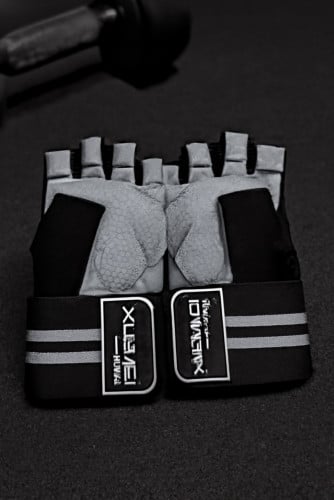 ស្រោមដៃហាត់ប្រាណ (Gym Glove) 🏋️‍♂️