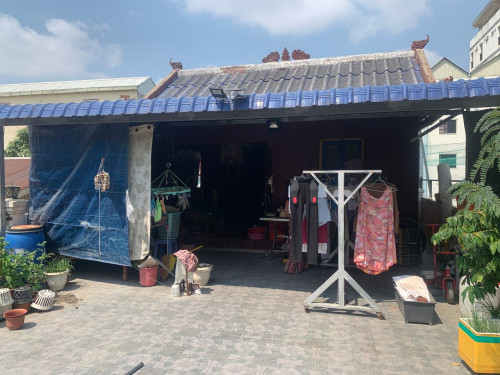 🏦House Available for Urgent Sale at a Special Price (Negotiable).