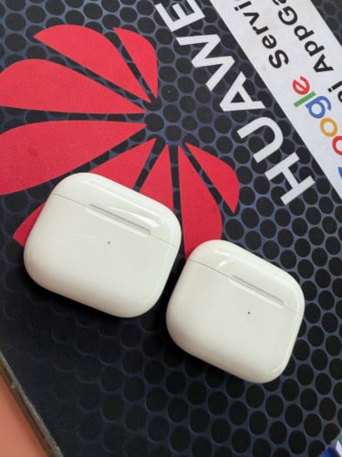AirPod 3 99%