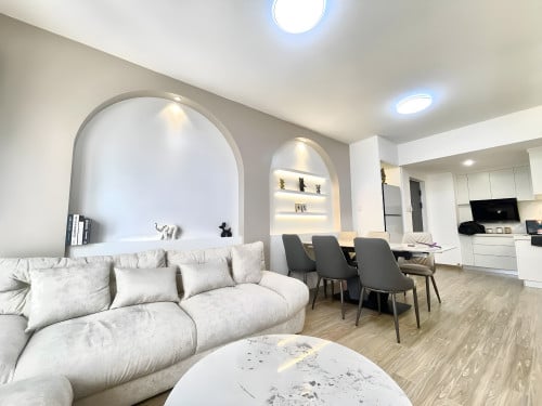 Beautiful 2BR For Rent In Morgan Condo