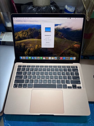 MacBook Air M1 8g/256