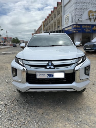 Mitsubishi Triton ឆ្នាំ2022 មហាថ្មី តម្លៃ3xxxx​ ទឹកថ្នាំសុីនមួយជុំ​