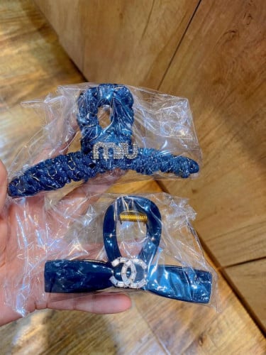 ដង្កៀបមុខតូច