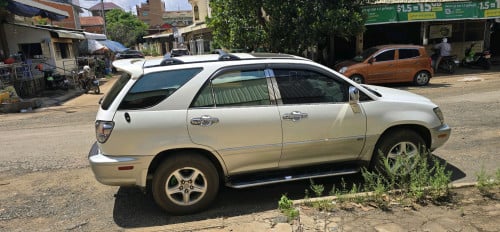 Lexus Rx 300 full 2003 pong2