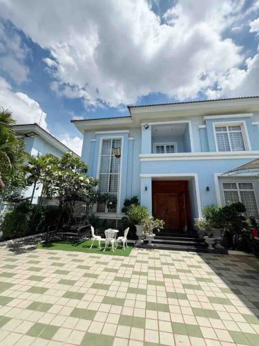 វីឡាទោលសម្រាប់ជួលនៅជិតអុីអន2 បុរីអង្គរភ្នំពេញ ខណ្ឌសែនសុខ