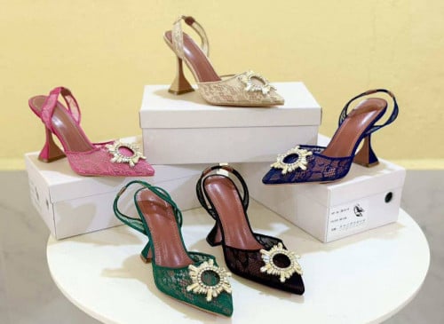 ស្បែកជើង​ កាបូប​ box full set 47$