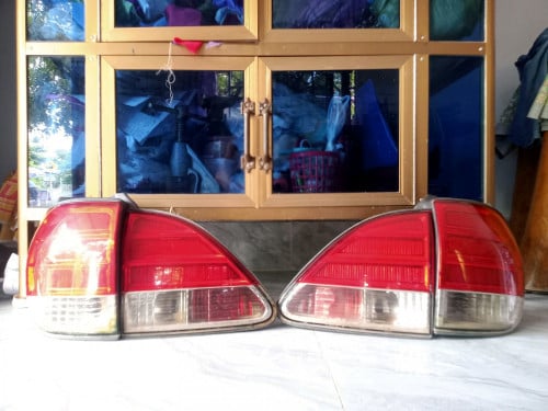 លក់ស្តុបក្រេាយ Lexus Rx 300 មួយឈុត